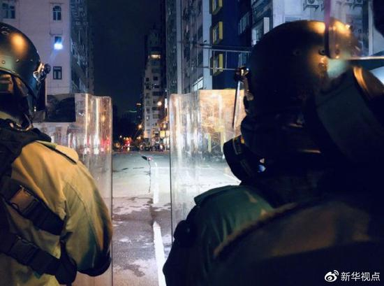 ——@清洁组女工 系香港警队Madam