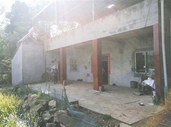 张冲行凶地 成都商报 图