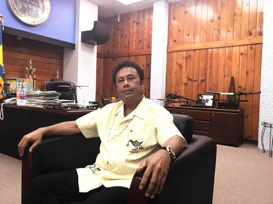 接受路透社采访的雷门格绍