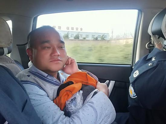 三个月的看守所日子，谭秦东黑了、瘦了。