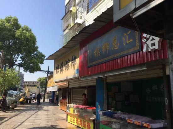 街边的槟榔店。新京报记者王婧祎&nbsp;摄