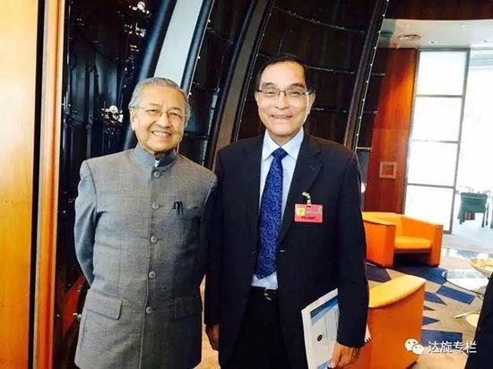 冯达旋与马来西亚总理马哈蒂尔