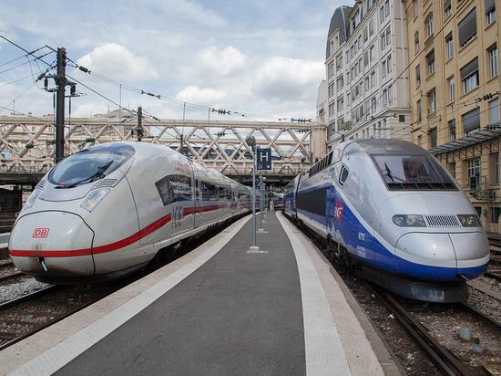 法国TGV（右）和德国ICE高铁（左）（国际铁路公报 图）