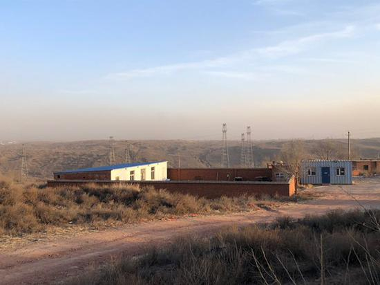 13日中午12点多，7名遇难者遗体被送至神木市大柳塔殡仪馆