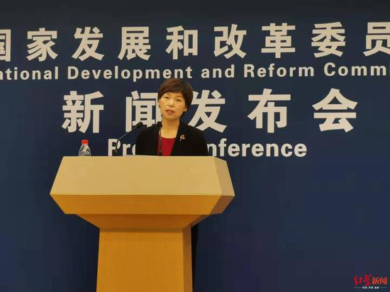 稳就业面临一定压力？发改委回应_手机新浪网