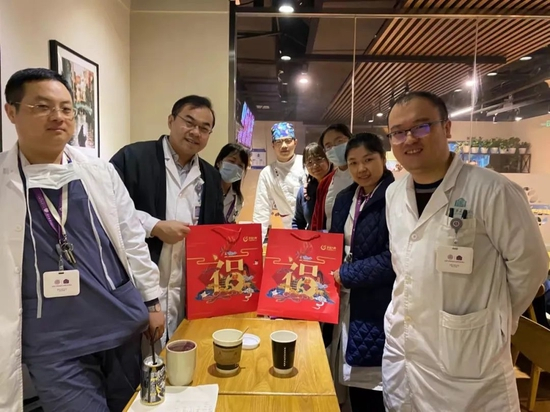 　▲安宁疗护团体的“生命奶茶时刻”。受访者供图