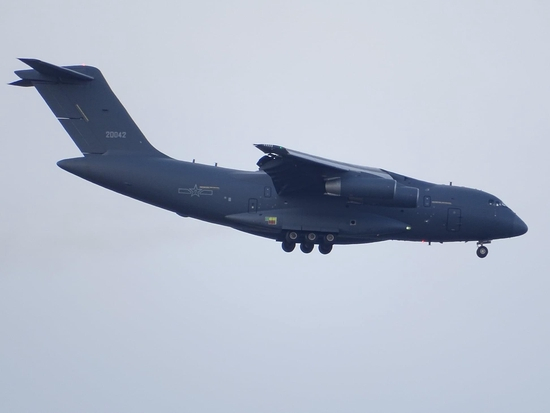 　抵达塞尔维亚的运-20运输机 图源：社交媒体