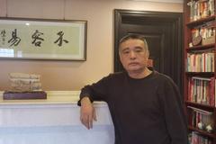 侯军：“我最喜欢的书在哪里，哪里就是家” | 世界读书日