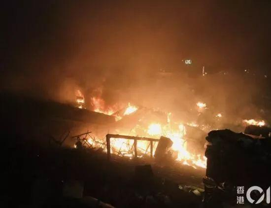 香港理工大学陷入火海 图自港媒