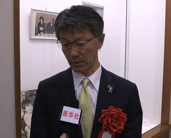 樱井雅浩接受采访。（视频截图）