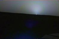 美“洞察”号抓拍火星日出日落最新照片