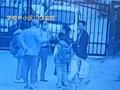 听闻儿子遭欺负家长进校将小学生打成脑震荡 打人者妻子:非故意动手
