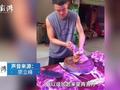 985大学毕业生辞去公务员改卖猪肉:为还200余万的债 是个人选择