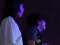 石家庄小伙回应音乐节拄拐蹦迪 :只是意外受了点伤
