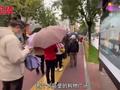 西安雁塔区市民排队数百米测核酸 市民:队伍中主要是学生和老师