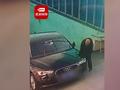 门卫被指扎破数辆车轮胎 车主:被扎的多是外来车,已经报警