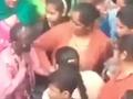 印度男子向已婚女子示爱被拒后自杀 女子惨遭轮奸报复和游街羞辱