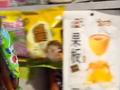 老师为激励学生教室里开设“小商店”:学生表现好可兑换小零食