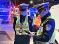 女友答应复合男子激动醉驾闯高速 被查后自扇耳光哭喊“复合不了”