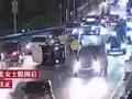 女子驾车走神突然加速致三车碰撞:脚无意识踩下电门