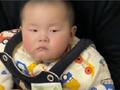 萌娃被家长逗生气后撞脸岳云鹏,网友:这小眼神太像了