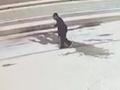 2名高中生扶起89岁老人获奖5千元:2人骑车经过又折返回来帮忙