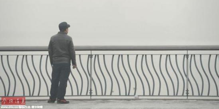 港报析内地雾霾为何如此严重:地方忽视绿色GD