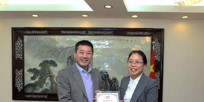 团中央暖冬行动服务春运 飞鹤被赞正能量_手机