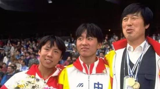 全国七运会上，马家军队员有5人13次破了3项世界纪录。