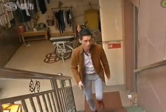 30岁女子扮少女与男孩网聊 只为劝继子回家