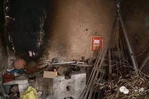 母亲用过的灶台