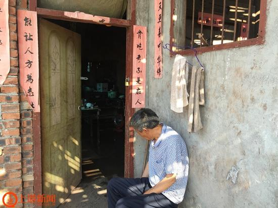 “小王三”汪强文的父亲对曾被到山西大同冒充”死者“父亲一事，后悔不迭。