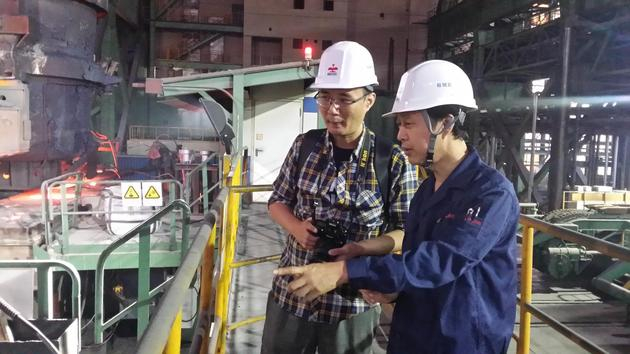 辽宁鞍钢股份有限公司炼钢总厂三分厂连检三作业区电气专业点检员、特级技师林学斌。