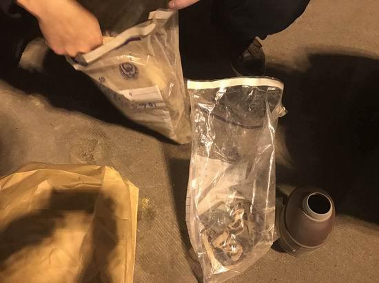 李中华生前遗物（刘振华 摄）