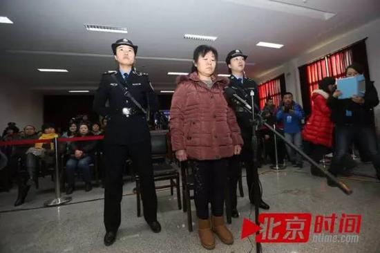 贩婴女医生张淑侠受审/资料照片