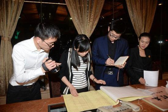 萧山区正风肃纪督查组在酒店检查有无违规公款吃喝、违规参加“酒局”等情况