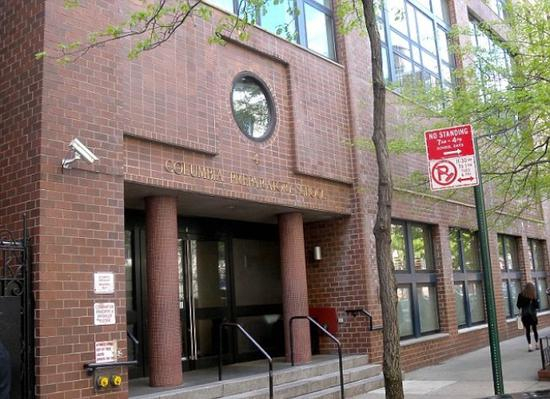 ▲图为巴伦现就读的纽约市哥伦比亚语法预备学校