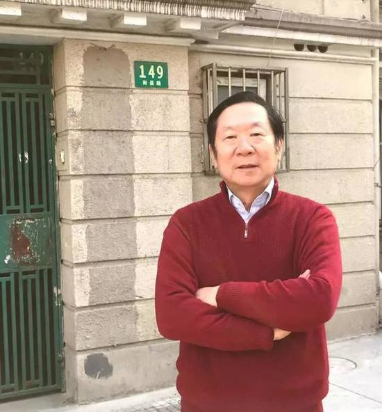 2017年，陈佐洱在上海老家