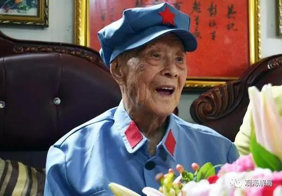 （老红军彭焕生）