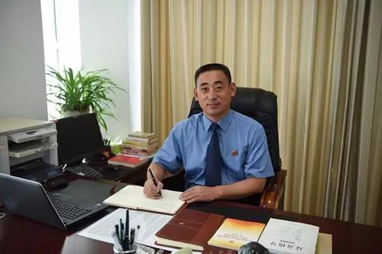 （单县检察院反贪局副局长邓廷忠）