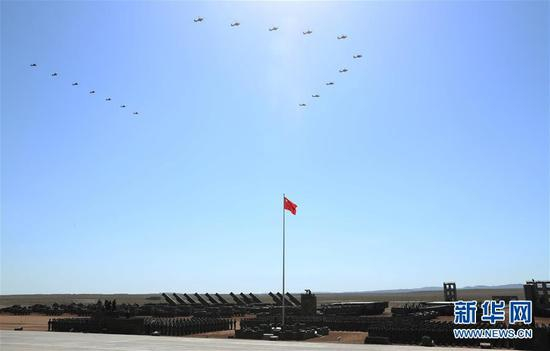 这是纪念标识梯队。新华社记者 庞兴雷 摄