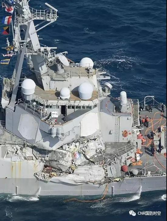 宙斯盾舰与菲律宾籍货船于6月17日凌晨1点半左右，在伊豆半岛石廊崎附近海域相撞。