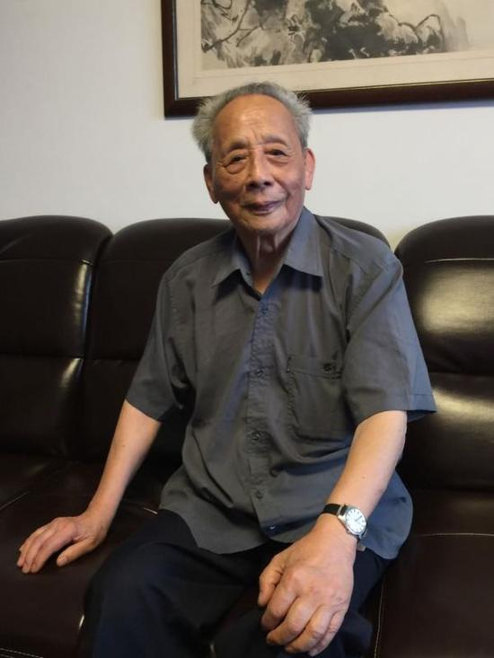 93岁老律师叶传岵。 &nbsp;澎湃新闻记者 王乐 图