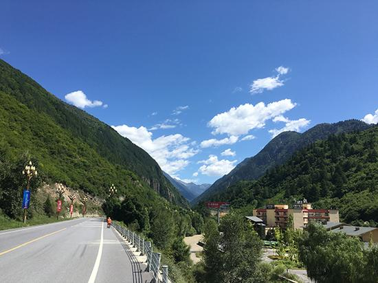 宁静的九寨沟。