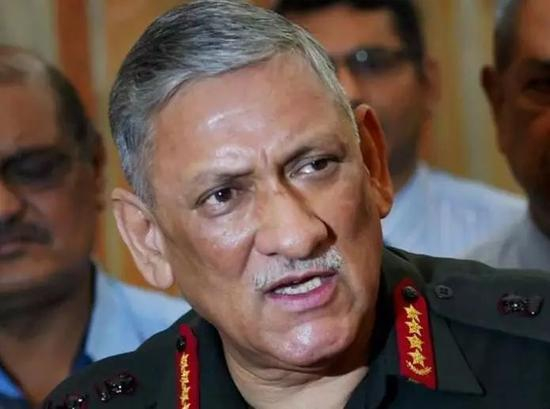 比平·拉瓦特（印度报业托拉斯）