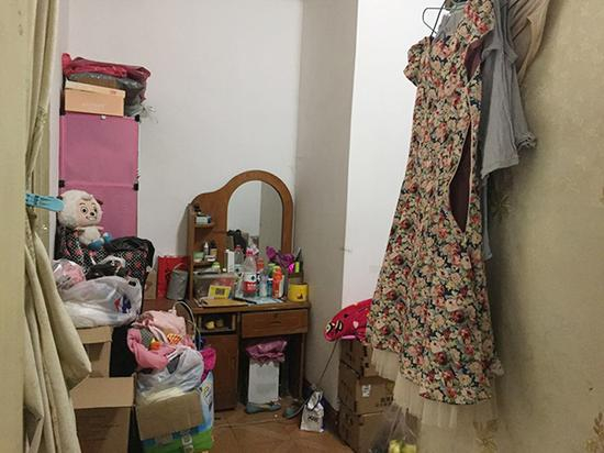 李少云家进门处。 &nbsp;澎湃新闻记者 朱莹 实习生 张盼 图