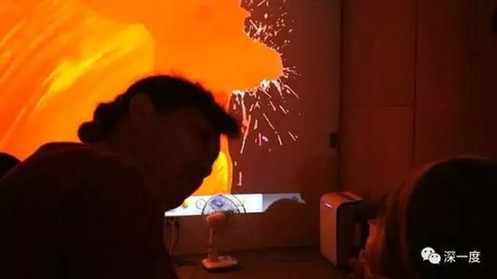 “植物人”在燕郊人民医院接受促醒治疗。 本文图均为 微信公众号：深一度 图