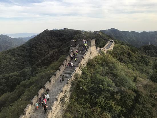 俯瞰慕田峪长城。