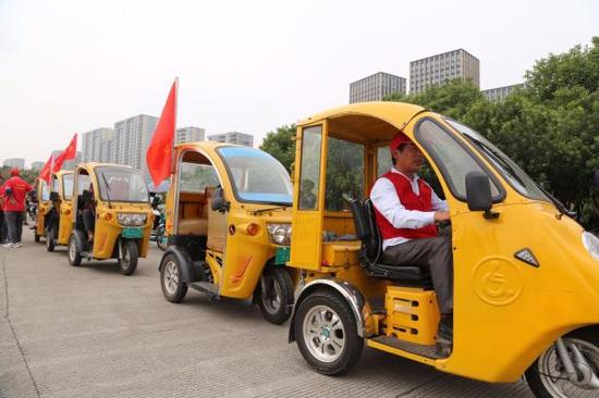 自强喊潮队在巡逻。