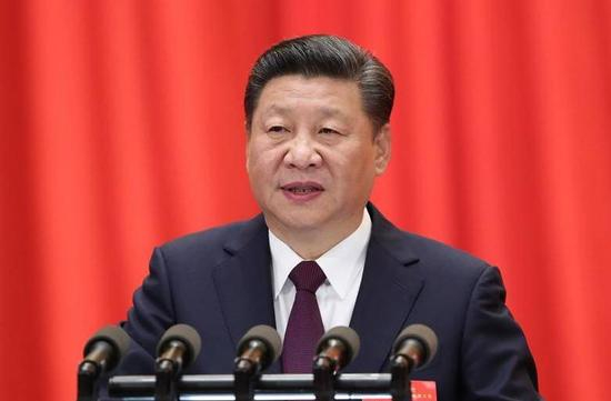 ▲&nbsp;中国共产党第十九次全国代表大会18日上午在人民大会堂开幕。习近平代表第十八届中央委员会向大会作报告。新华社&nbsp;